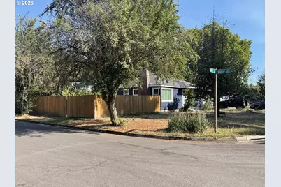 465 Davis St, Eugene, OR 97402 - Photo 3