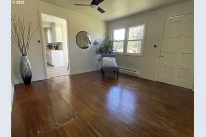 465 Davis St, Eugene, OR 97402 - Photo 9