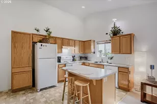 912 12th St, Lafayette, OR 97127 - Photo 9