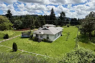 33802 Market Rd, Creswell, OR 97426 - Photo 3