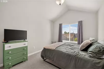 662 E Taft St, Carlton, OR 97111 - Photo 17