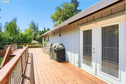 740 SE Camellia Ct, Hillsboro, OR 97123 - Photo 17