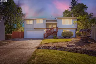 740 SE Camellia Ct, Hillsboro, OR 97123 - Photo 1