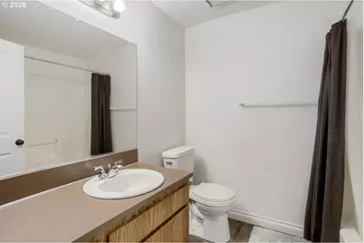 740 SE Camellia Ct, Hillsboro, OR 97123 - Photo 23