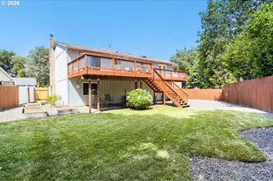 740 SE Camellia Ct, Hillsboro, OR 97123 - Photo 29