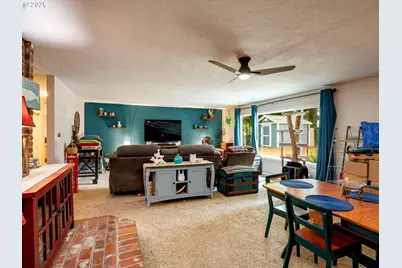 9250 NE Levee Rd, Portland, OR 97211 - Photo 3