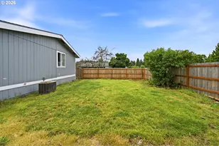 1949 SE Palmquist Rd, Gresham, OR 97080 - Photo 25