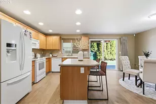 1350 SW Darci Dr, McMinnville, OR 97128 - Photo 9