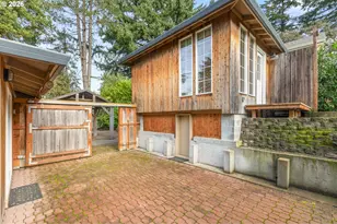 4222 SW Hume St, Portland, OR 97219 - Photo 29