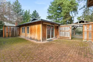 4222 SW Hume St, Portland, OR 97219 - Photo 37