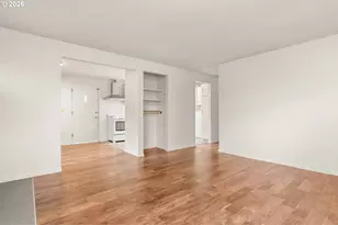 4222 SW Hume St, Portland, OR 97219 - Photo 5