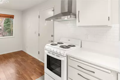 4222 SW Hume St, Portland, OR 97219 - Photo 15