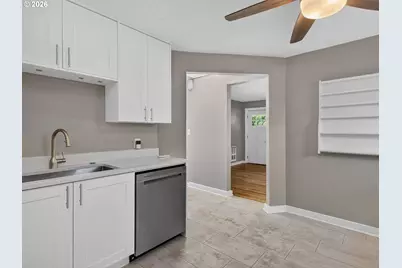 7444 SE 84th Ave, Portland, OR 97266 - Photo 7