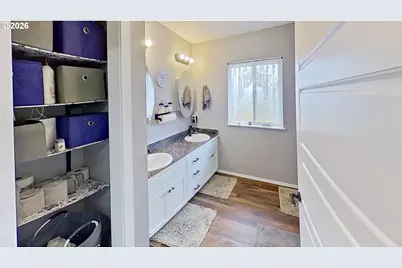 241 SE Johnson St, Winston, OR 97496 - Photo 17