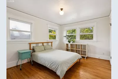 1130 NE Brazee St, Portland, OR 97212 - Photo 27