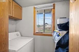 203 Depot St, Milton-Freewater, OR 97862 - Photo 13