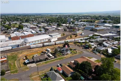 203 Depot St, Milton-Freewater, OR 97862 - Photo 25