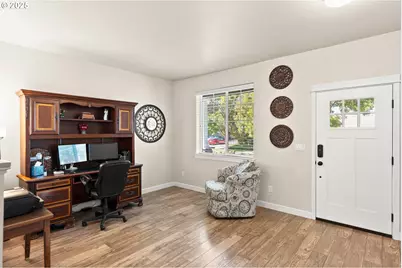 166 SE 30th Ave, Hillsboro, OR 97123 - Photo 3