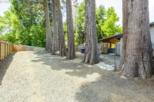 2710 Kalmia St, Eugene, OR 97404 - Photo 19