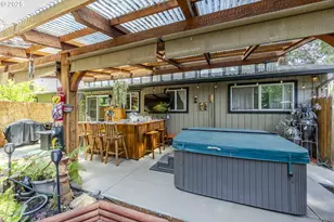 2710 Kalmia St, Eugene, OR 97404 - Photo 13