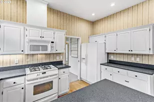 16751 SW Jordan Way, Tigard, OR 97224 - Photo 13