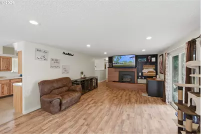 2617 Union Ave, North Bend, OR 97459 - Photo 11