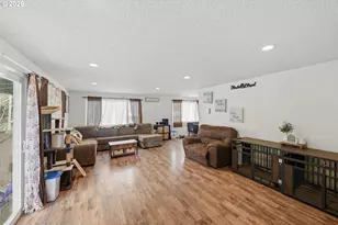 2617 Union Ave, North Bend, OR 97459 - Photo 7