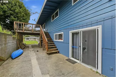 2617 Union Ave, North Bend, OR 97459 - Photo 35
