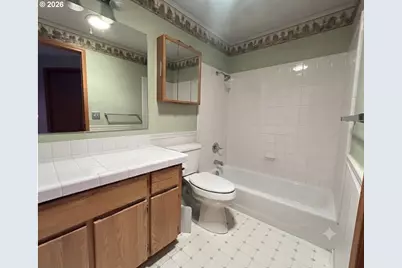 6844 SE Borwick St, Hillsboro, OR 97123 - Photo 23