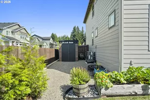 923 NW 26th Wy, Battle Ground, WA 98604 - Photo 37
