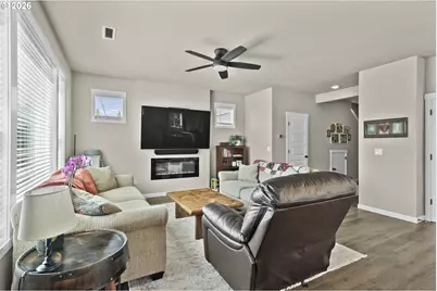 923 NW 26th Way, Battle Ground, WA 98604 - Photo 7