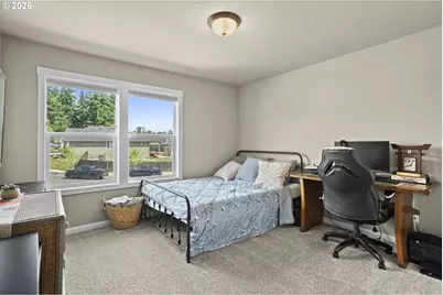 923 NW 26th Way, Battle Ground, WA 98604 - Photo 33