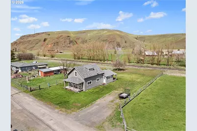 205 Riverside Ave, Wallowa, OR 97885 - Photo 35