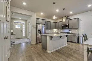 1325 S 25th Ave, Cornelius, OR 97113 - Photo 5