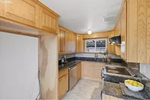 3630 Circle Dr, Albany, OR 97322 - Photo 5