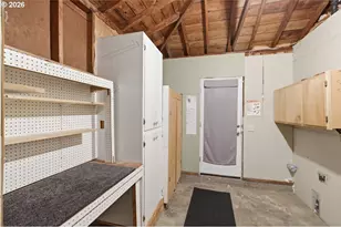 3630 Circle Dr, Albany, OR 97322 - Photo 31