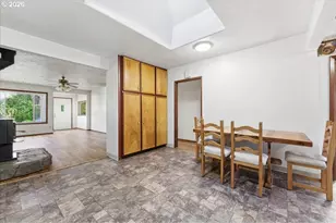 357 S 9th St, Kalama, WA 98625 - Photo 29