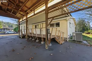 357 S 9th St, Kalama, WA 98625 - Photo 5