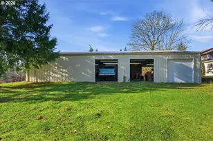 357 S 9th St, Kalama, WA 98625 - Photo 37