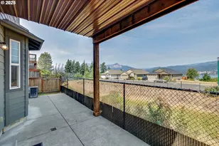 1153 SE Chinookan Dr, Cascade Locks, OR 97014 - Photo 23