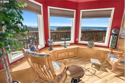 407 King St, Yachats, OR 97498 - Photo 15