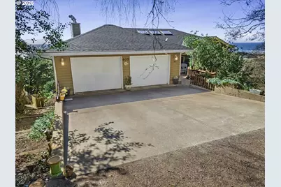 407 King St, Yachats, OR 97498 - Photo 5