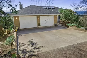 407 King St, Yachats, OR 97498 - Photo 5