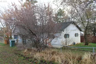 360 W College St, Athena, OR 97813 - Photo 3