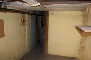 360 W College St, Athena, OR 97813 - Photo 21