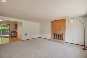17055 SE Webster Rd, Gladstone, OR 97027 - Photo 9