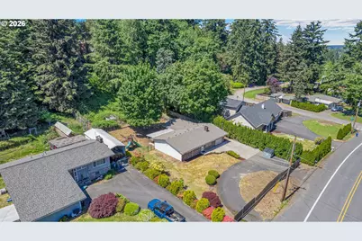 17055 SE Webster Rd, Gladstone, OR 97027 - Photo 7