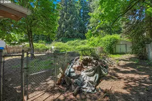 17055 SE Webster Rd, Gladstone, OR 97027 - Photo 37