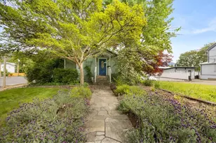 847 NW 5th St, Grants Pass, OR 97526 - Photo 39