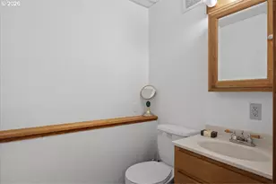847 NW 5th St, Grants Pass, OR 97526 - Photo 23